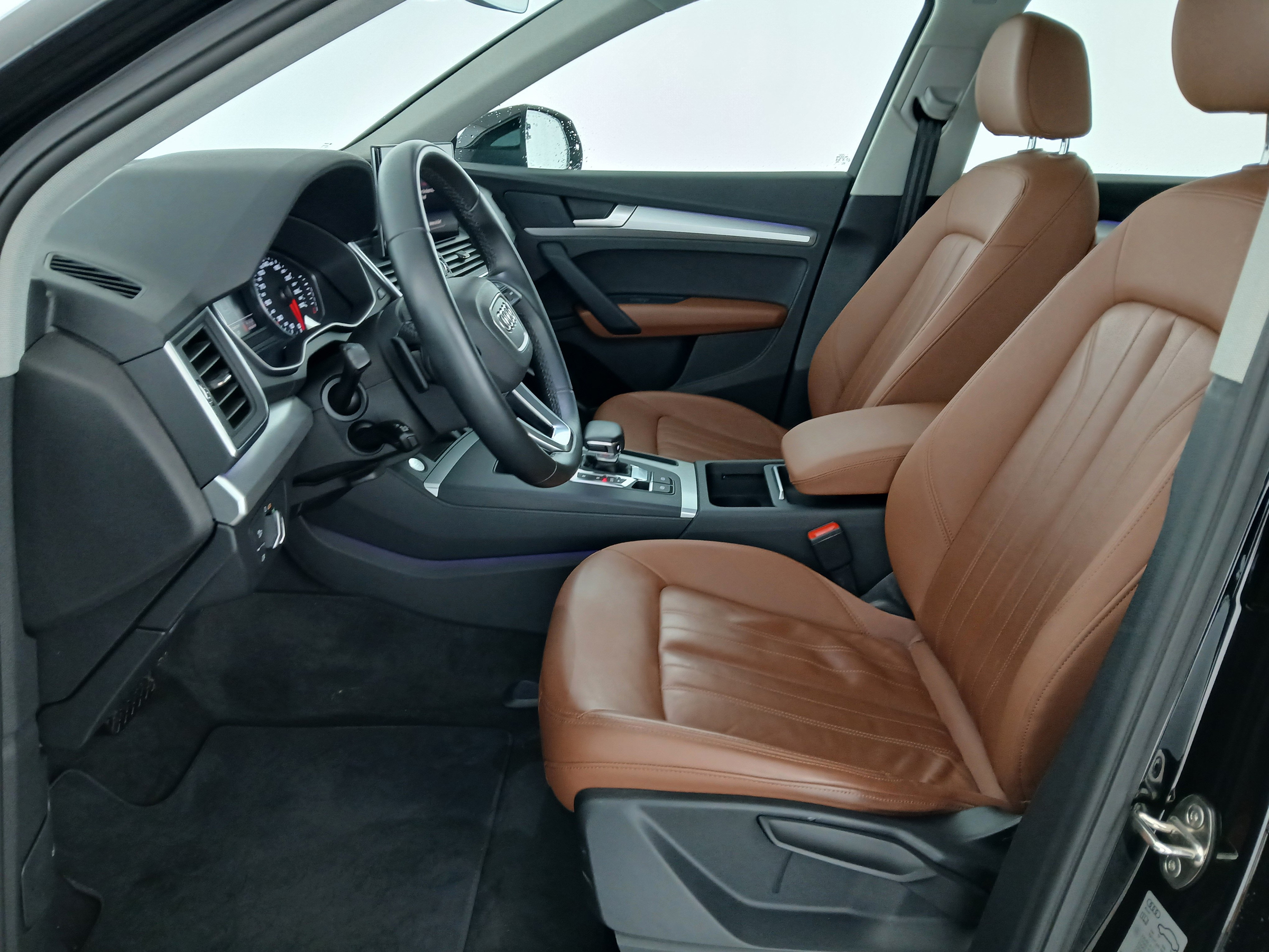 Audi Q5 30 2.0 TDI | Bild 14 von 31