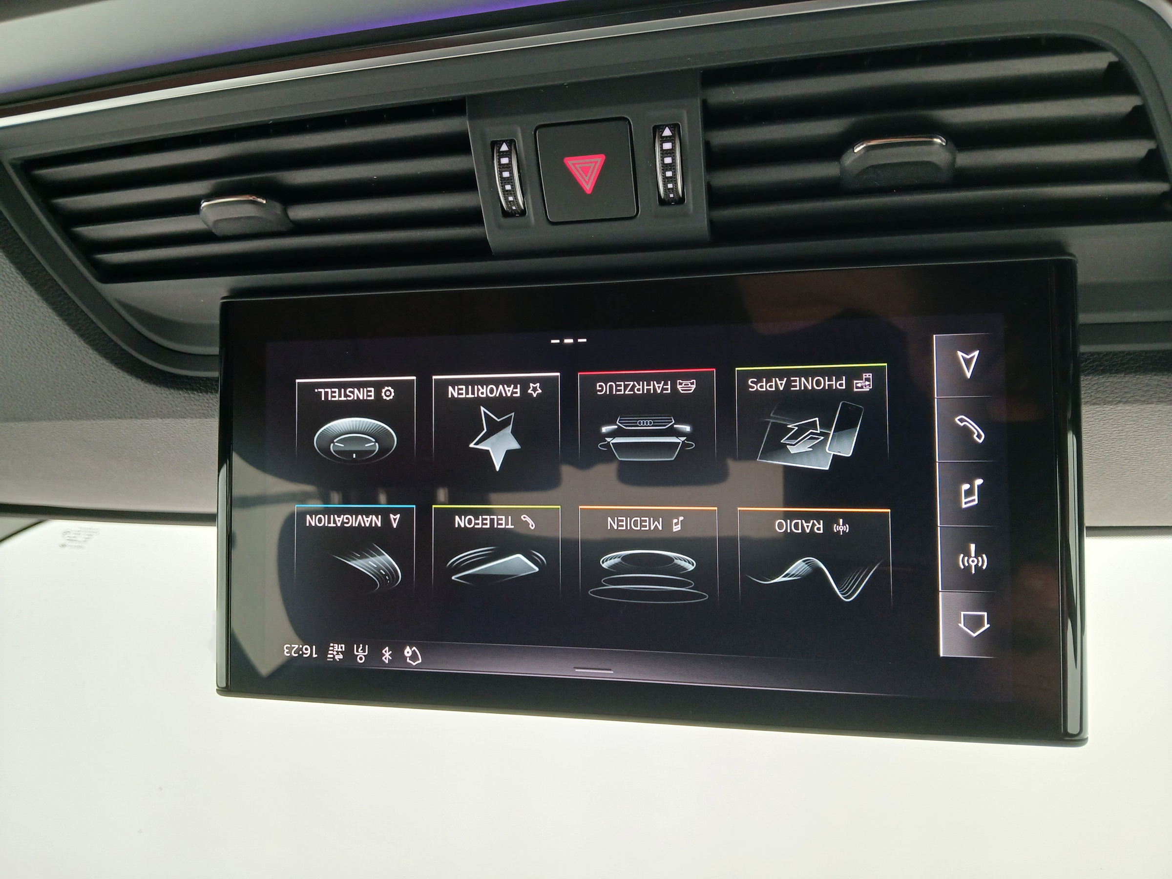 Audi Q5 30 2.0 TDI | Bild 20 von 31