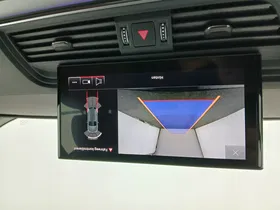 Audi Q5 30 2.0 TDI | Thumbnail 22 von 31