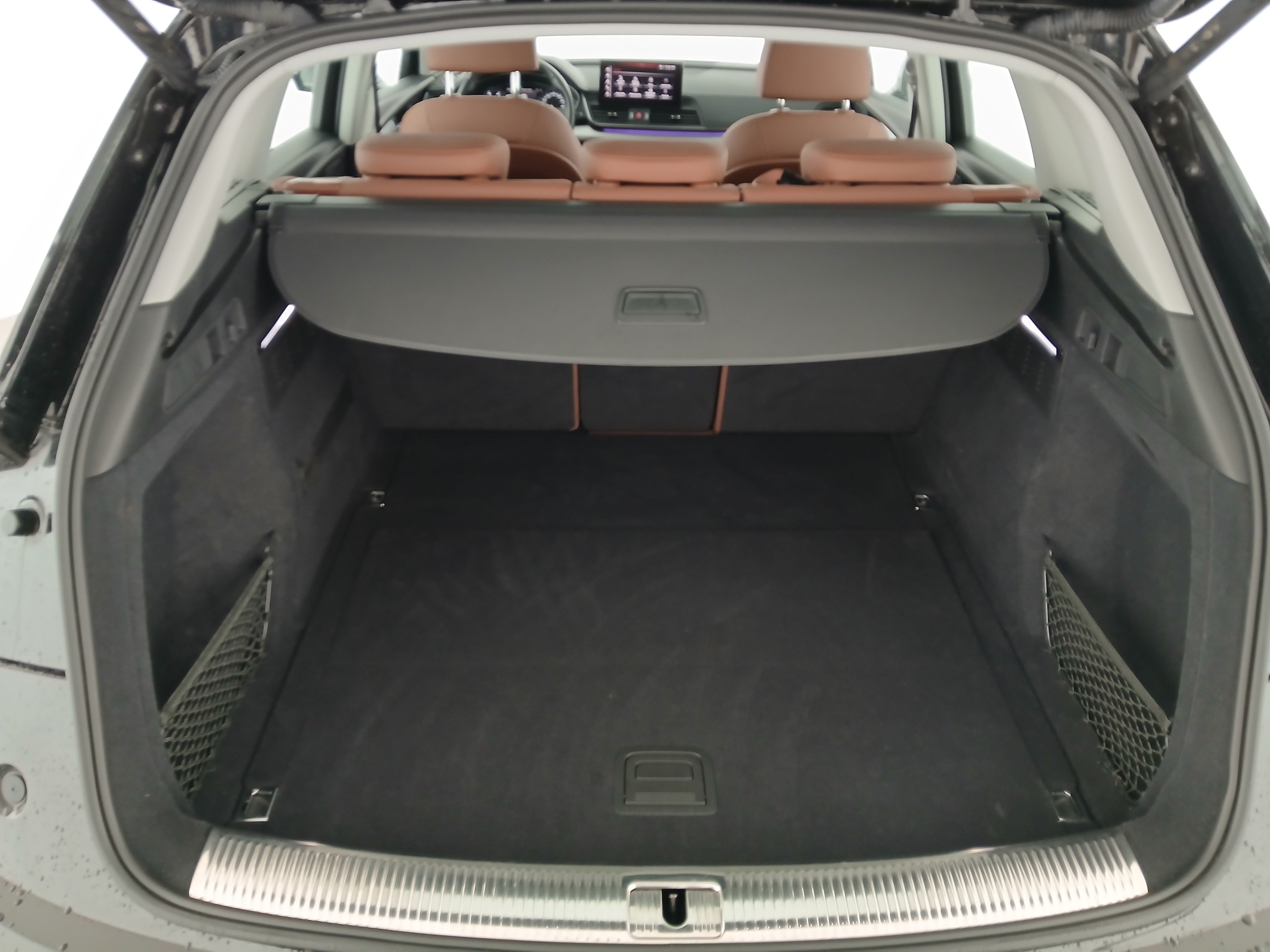 Audi Q5 30 2.0 TDI | Bild 28 von 31