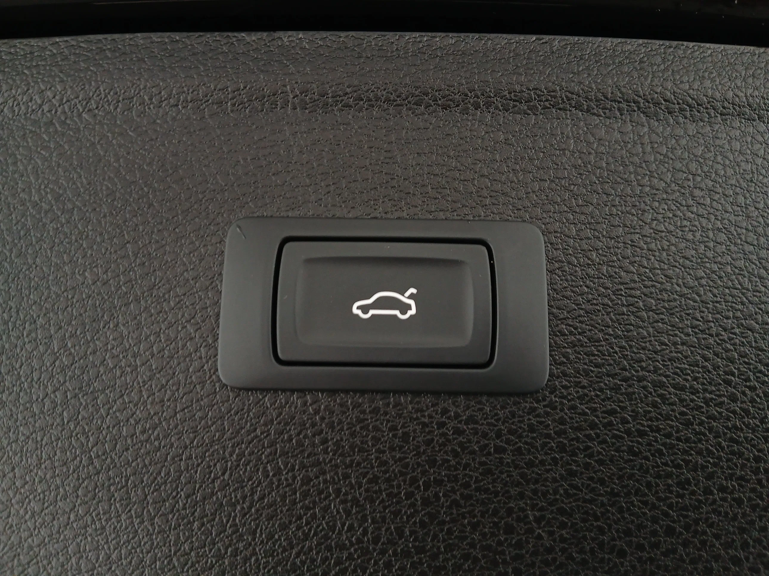 Audi Q5 30 2.0 TDI | Bild 29 von 31