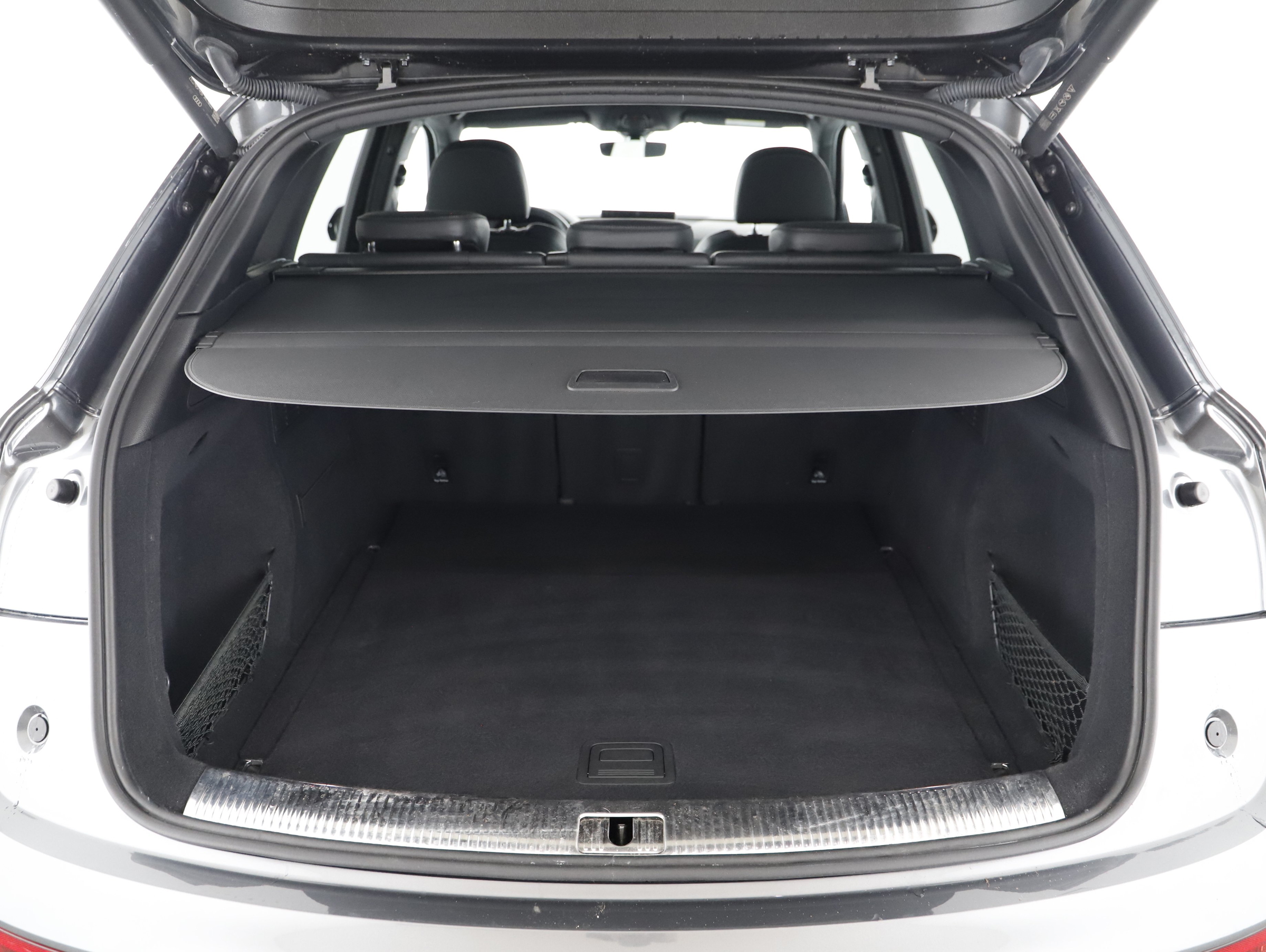 Audi Q5 40 2.0 TDI quattro S-Line | Bild 16 von 22