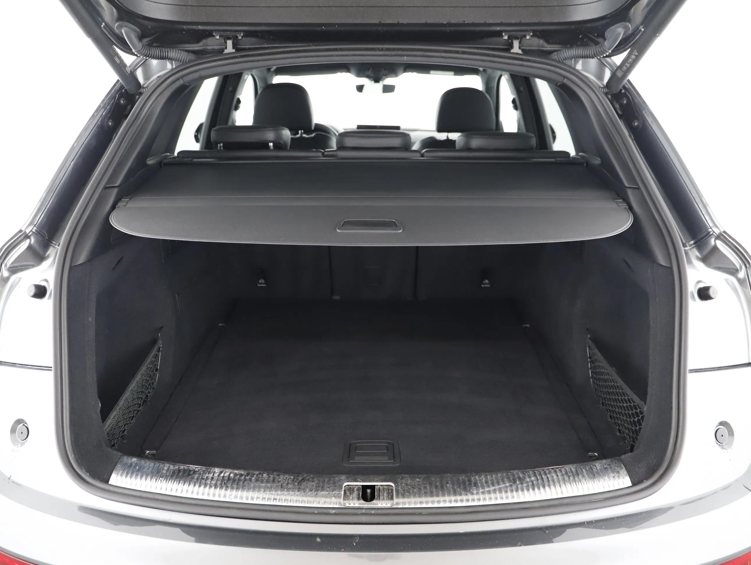 Audi Q5 40 2.0 TDI quattro S-Line | Bild 16 von 22