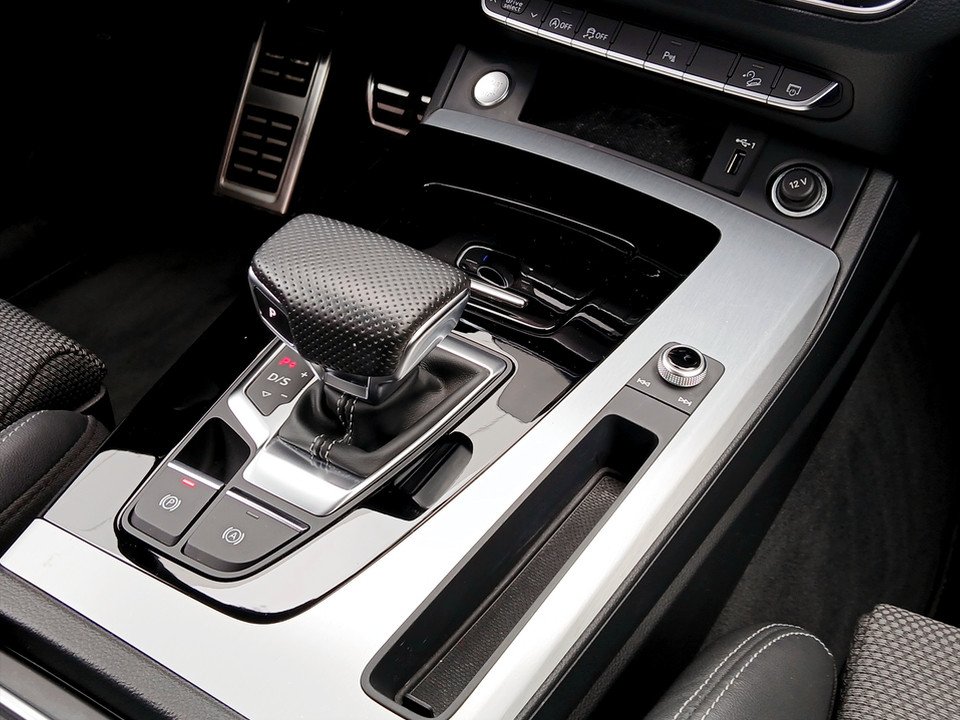 Audi Q5 40 TDI Aut. quattro S-Line | Bild 20 von 25