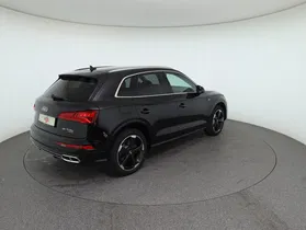 Audi Q5 2.0 e 55 TFSI e quattro sport | Thumbnail 6 von 31