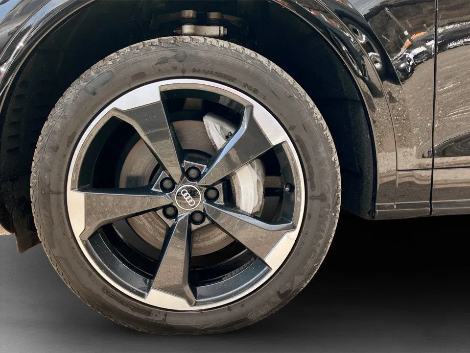 Audi Q5 55 TFSI e quattro sport | Bild 7 von 28