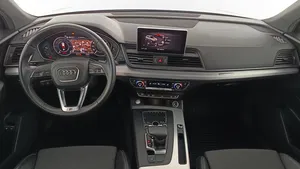 Audi Q5 2.0 TFSI e 50 e quattro sport | Thumbnail 15 von 31