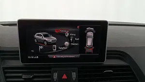 Audi Q5 2.0 TFSI e 50 e quattro sport | Thumbnail 22 von 31