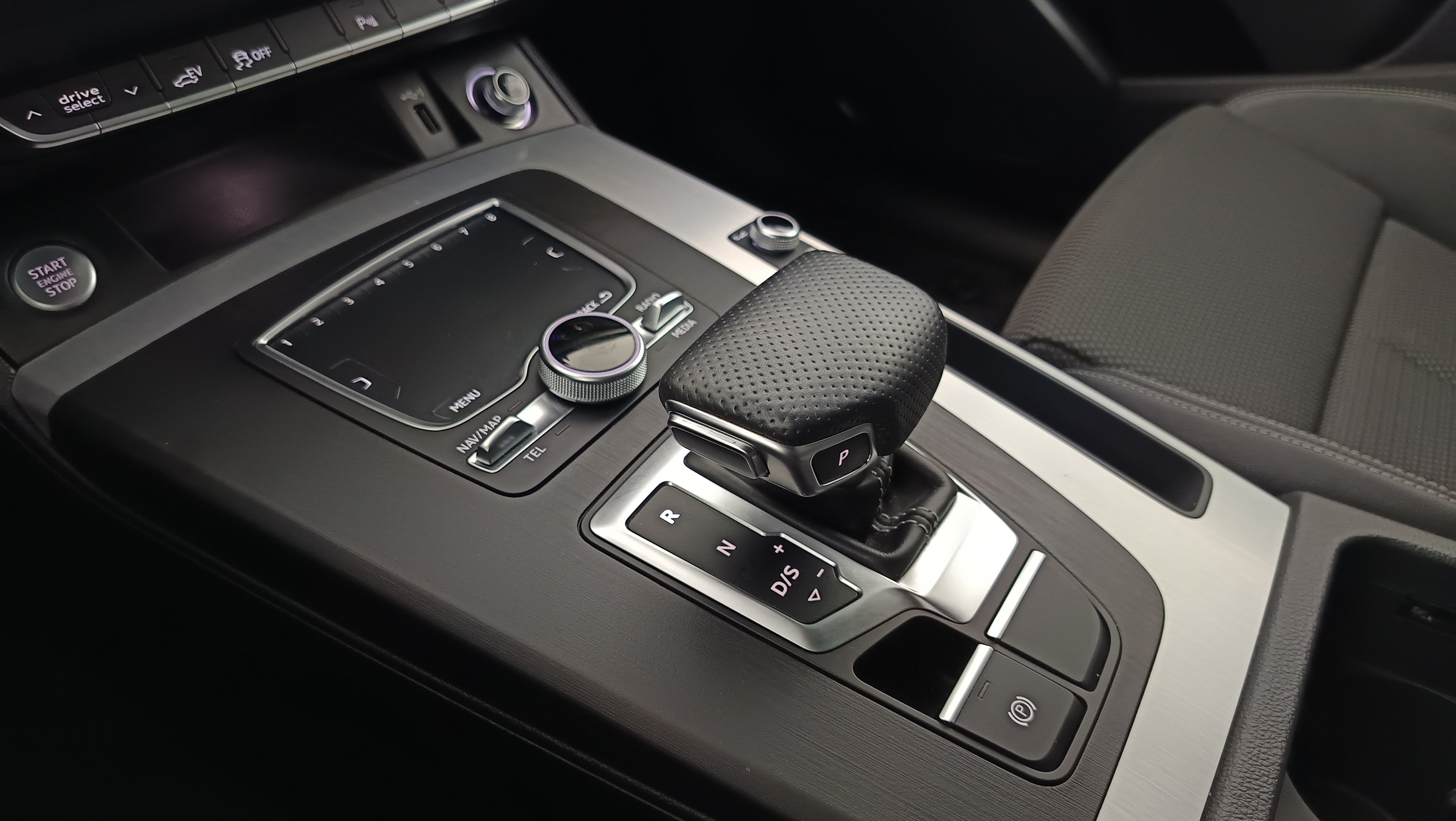 Audi Q5 2.0 TFSI e 50 e quattro sport | Bild 29 von 31