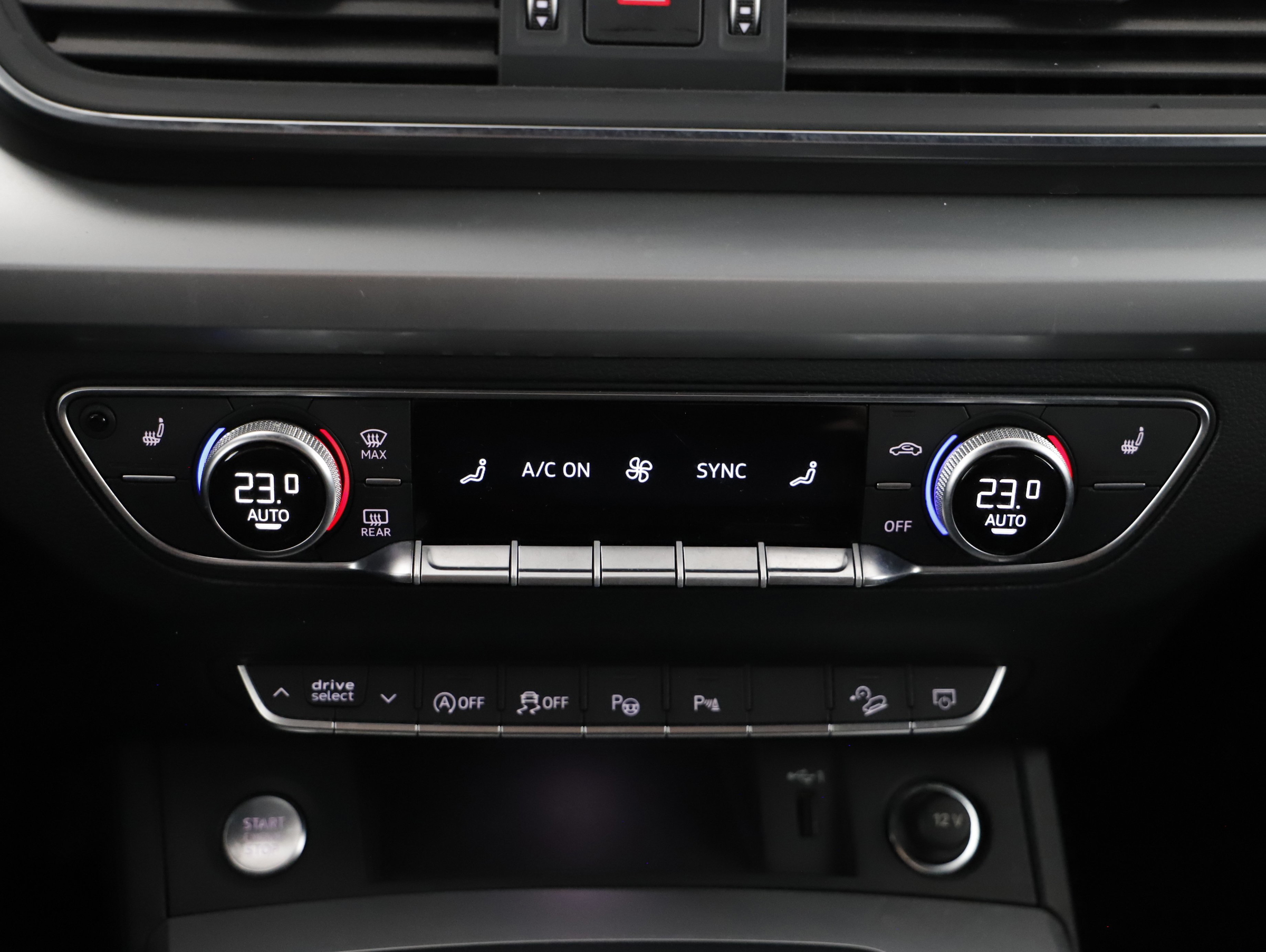 Audi Q5 45 2.0 TFSI quattro | Bild 10 von 23
