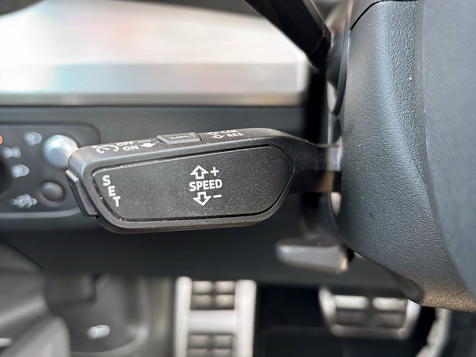 Audi Q5 40 TDI quattro S-Line | Bild 11 von 17