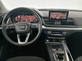 Audi Q5 2.0 40 TDI quattro design | Thumbnail 15 von 31