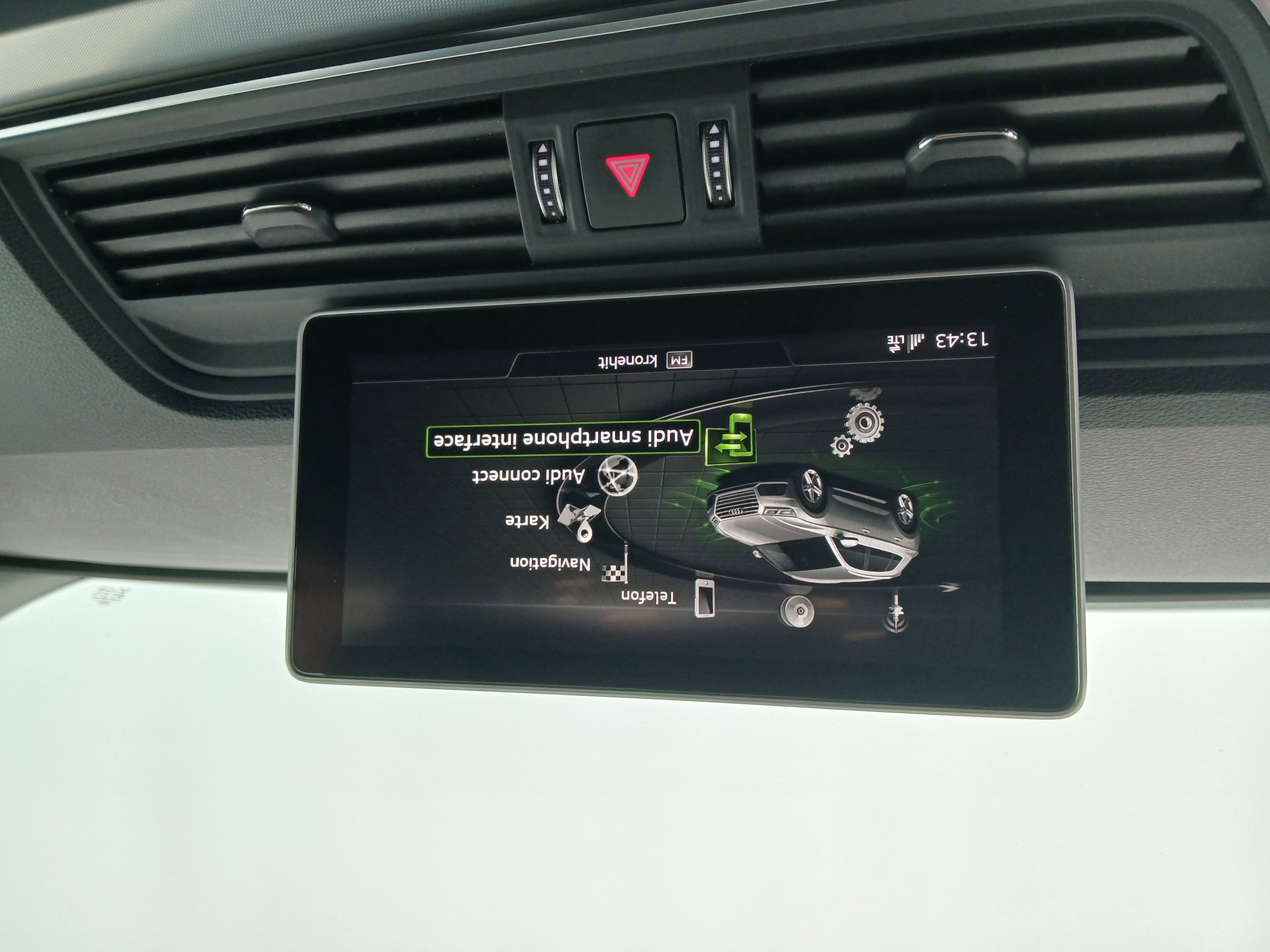 Audi Q5 2.0 40 TDI quattro design | Bild 23 von 31