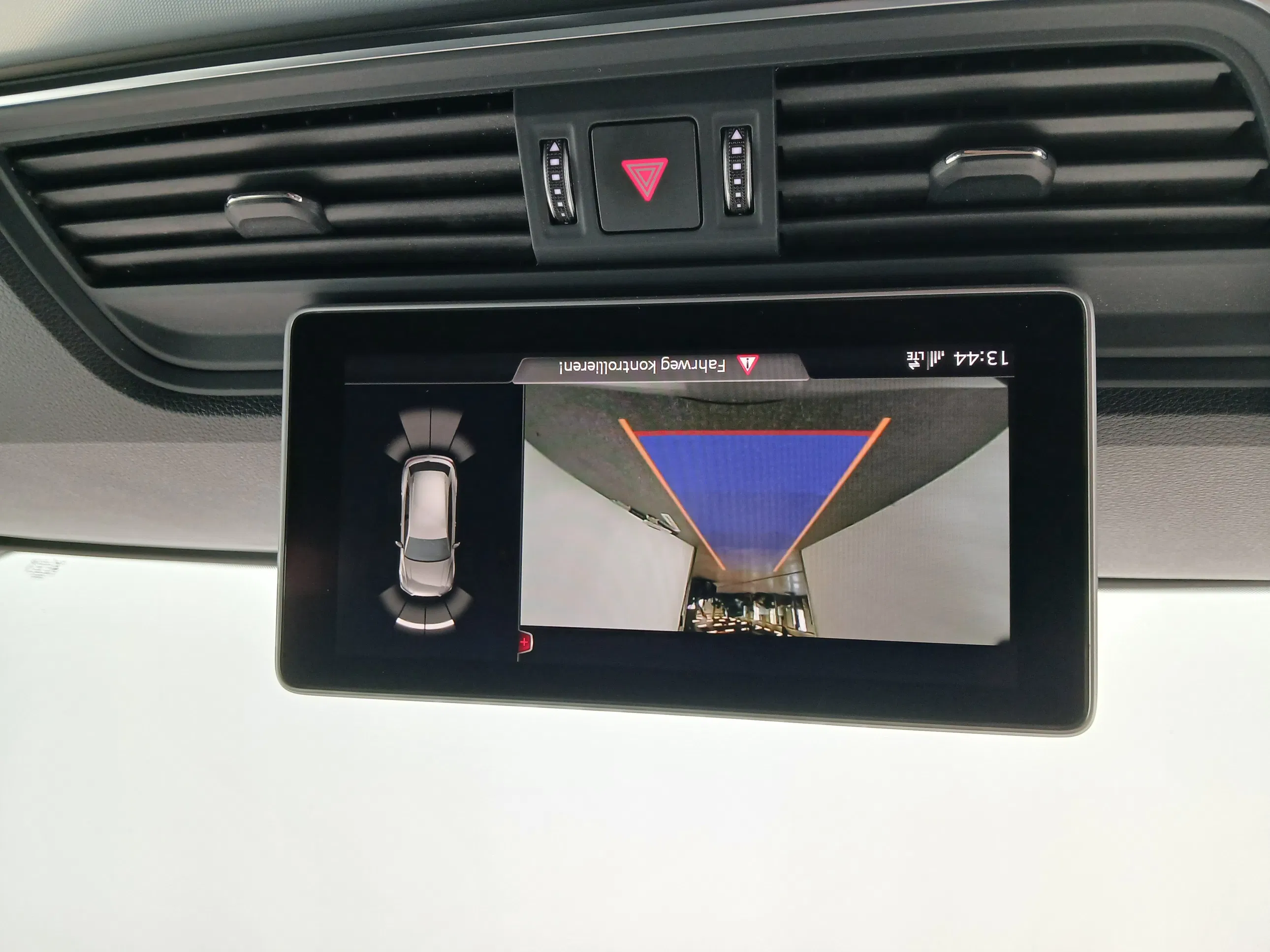 Audi Q5 2.0 40 TDI quattro design | Bild 26 von 31