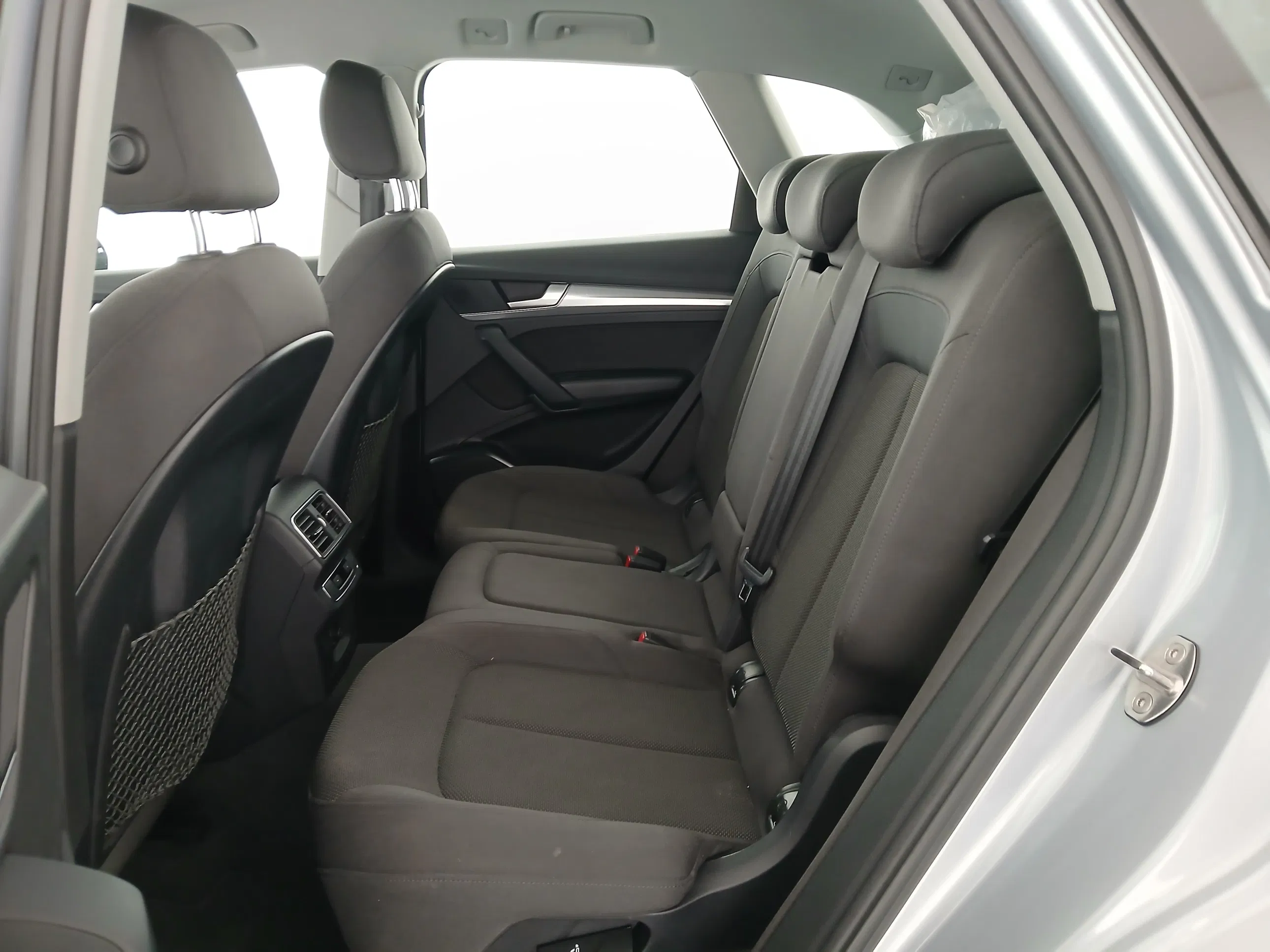 Audi Q5 2.0 40 TDI quattro design | Bild 29 von 31