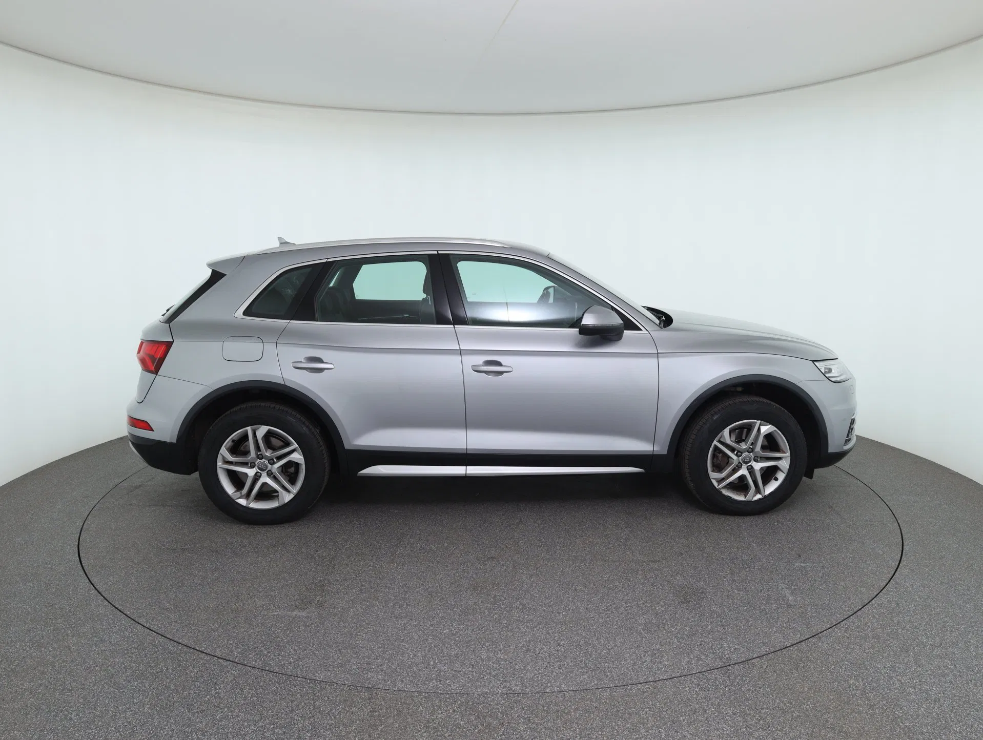 Audi Q5 2.0 40 TDI quattro design | Bild 5 von 31