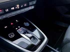Audi Q4 e-tron 50 quattro | Thumbnail 20 von 25