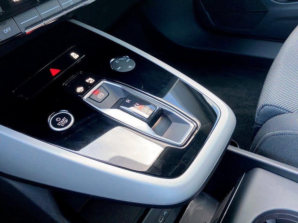 Audi Q4 e-tron 40 e-tron | Bild 17 von 24