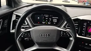 Audi Q4 50 e-tron Sportback quattro 220 kW | Thumbnail 12 von 21