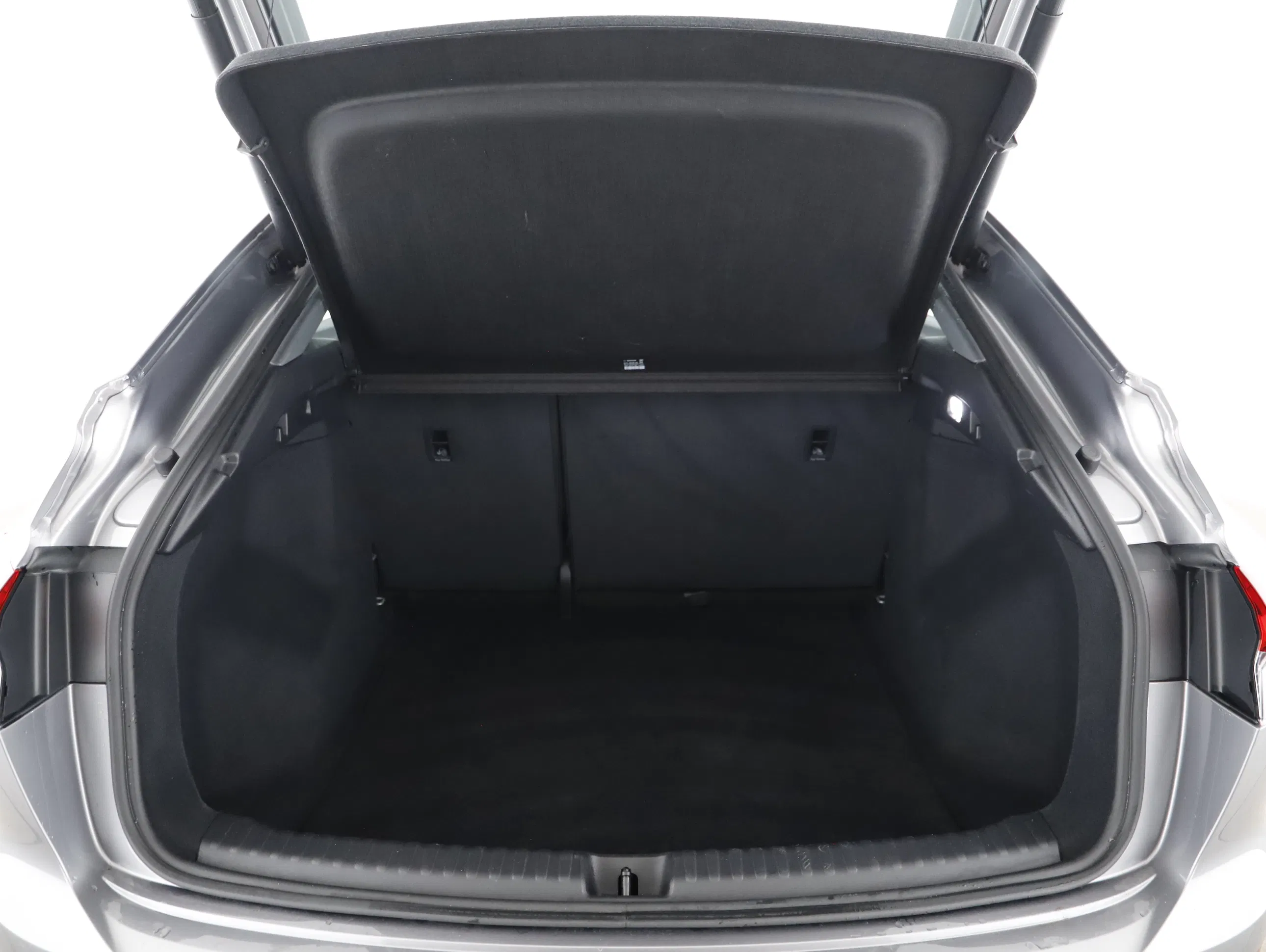 Audi Q4 e-tron Sportback quattro 45 e-tron business | Bild 16 von 23