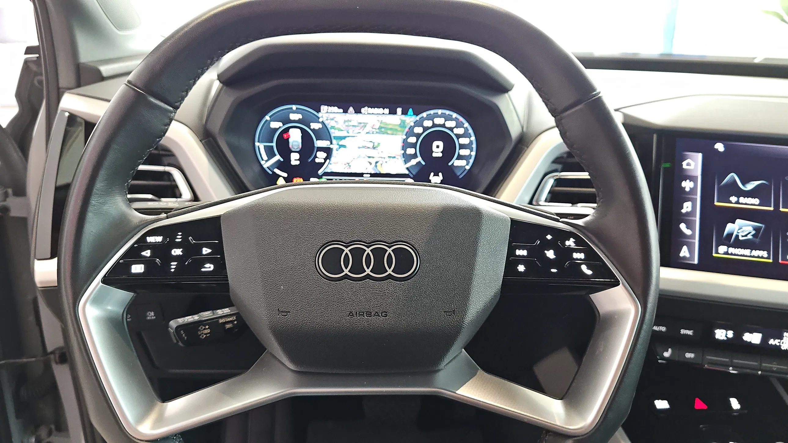 Audi Q4 e-tron SB quattro 45 business | Bild 12 von 23