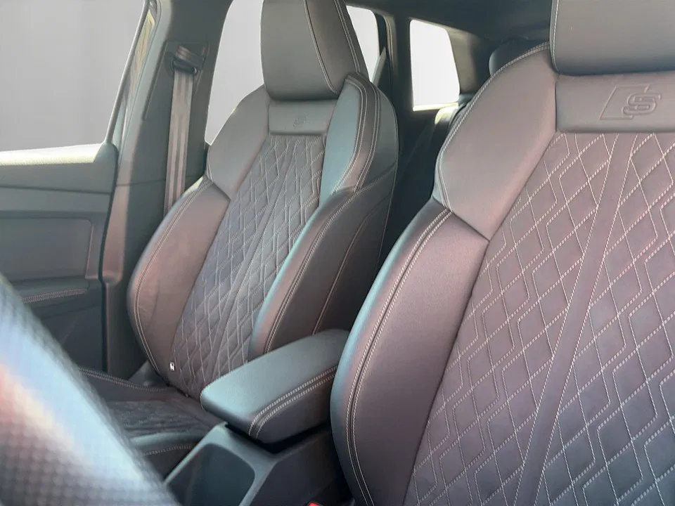 Audi Q4 e-tron 40 e-tron | Bild 15 von 23