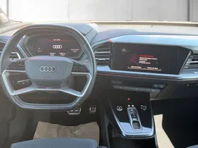 Audi Q4 e-tron 40 e-tron | Thumbnail 8 von 23