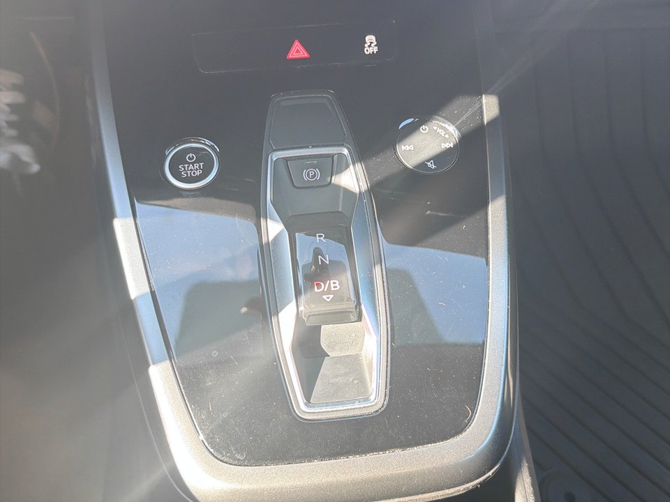 Audi Q4 e-tron quattro 45 e-tron | Bild 17 von 20