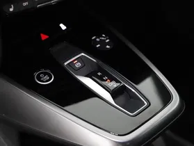 Audi Q4 e-tron quattro 45 e-tron | Thumbnail 5 von 8