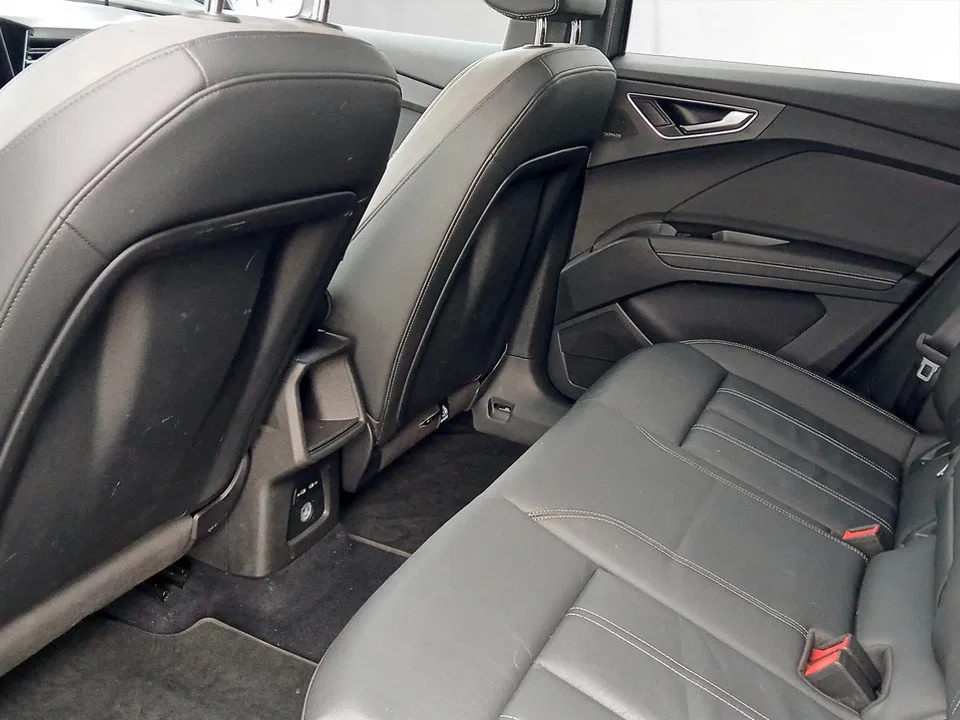 Audi Q4 e-tron quattro 50 e-tron | Bild 10 von 13