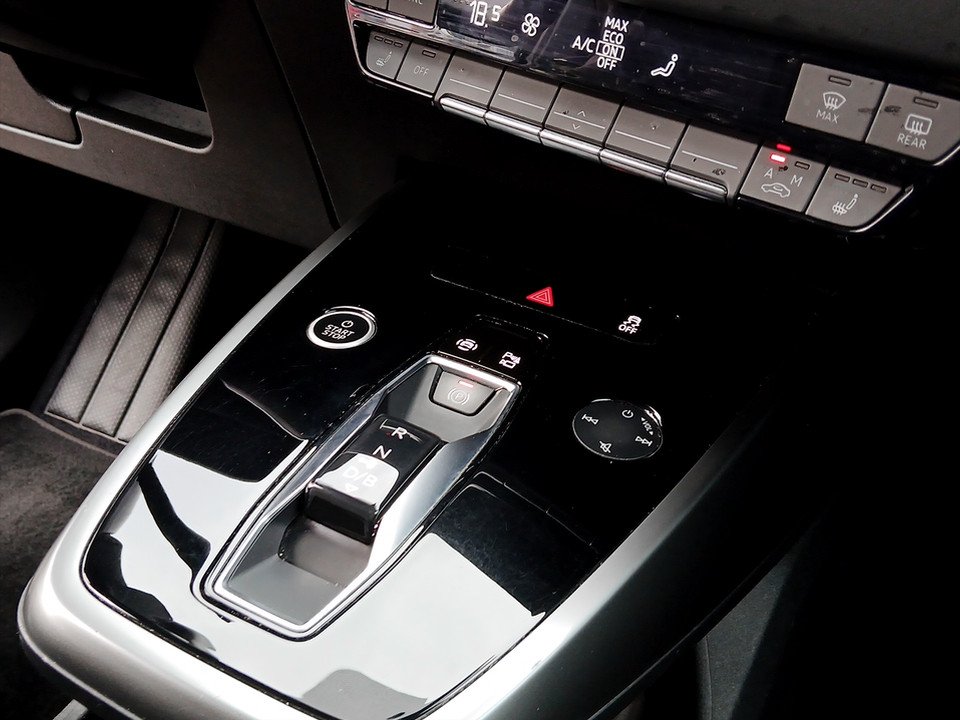 Audi Q4 e-tron quattro 50 e-tron | Bild 9 von 13