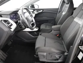 Audi Q4 e-tron quattro 50 e-tron | Thumbnail 1 von 23