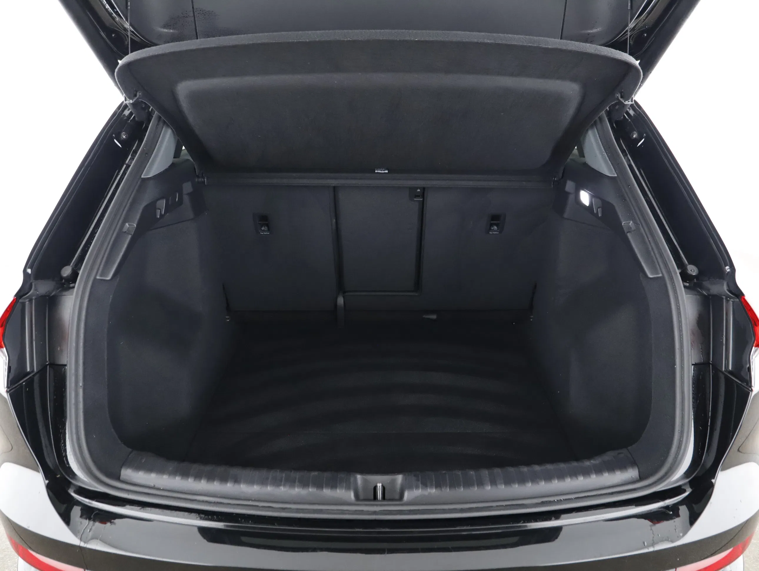 Audi Q4 e-tron quattro 50 e-tron | Bild 17 von 23