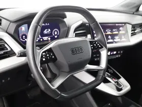 Audi Q4 e-tron quattro 50 e-tron | Thumbnail 4 von 23