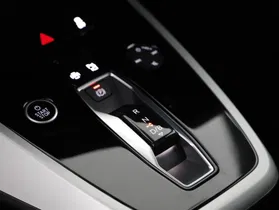 Audi Q4 e-tron quattro 50 e-tron | Thumbnail 5 von 23
