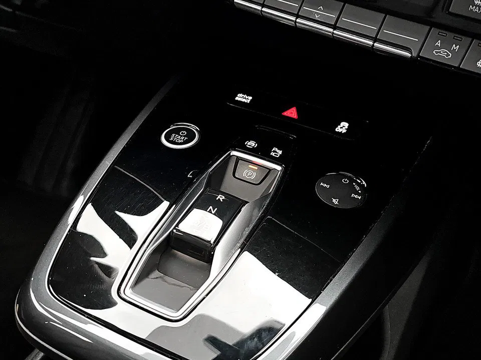 Audi Q4 50 e-tron quattro | Bild 13 von 24