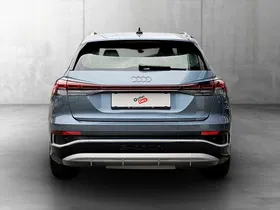 Audi Q4 50 e-tron quattro | Thumbnail 17 von 24