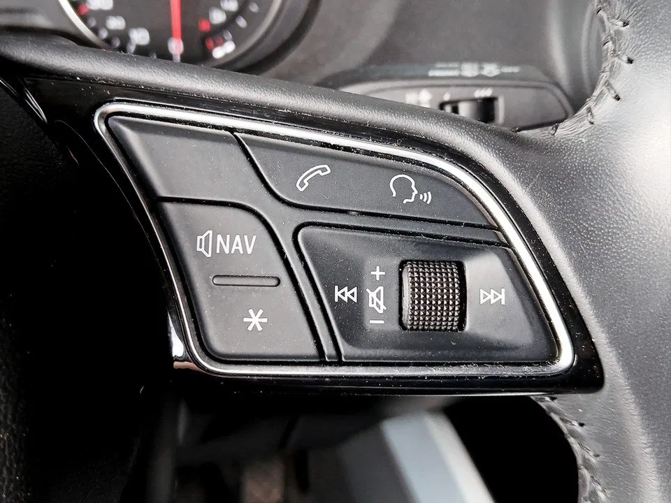Audi Q2 1.4 TFSI sport | Bild 15 von 23