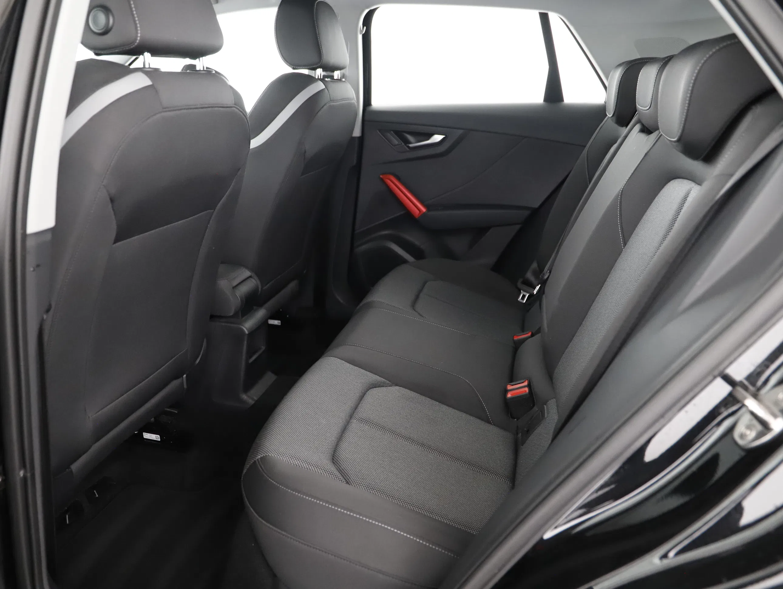 Audi Q2 35 TDI Sport | Bild 11 von 25