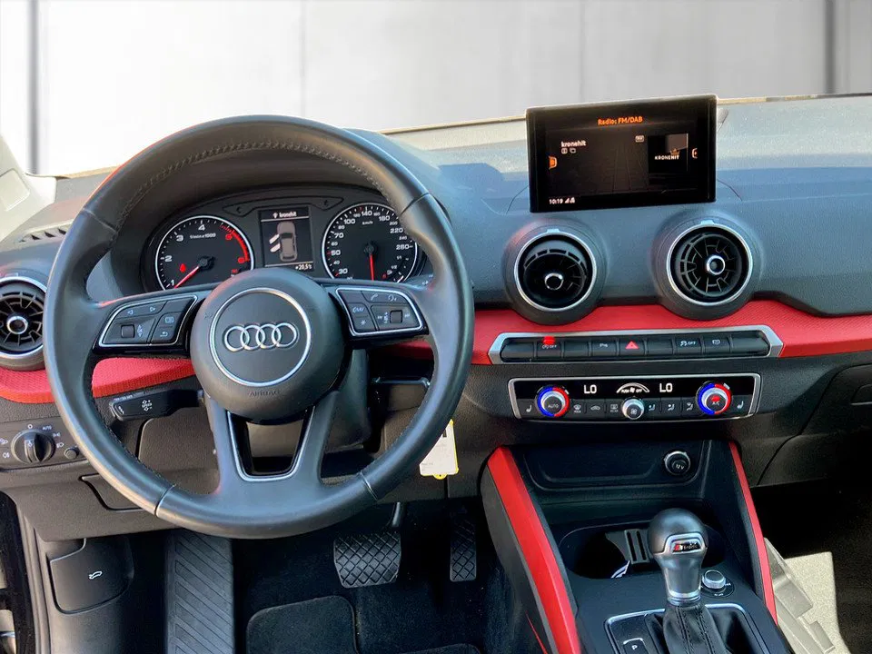 Audi Q2 35 TDI Sport | Bild 8 von 19
