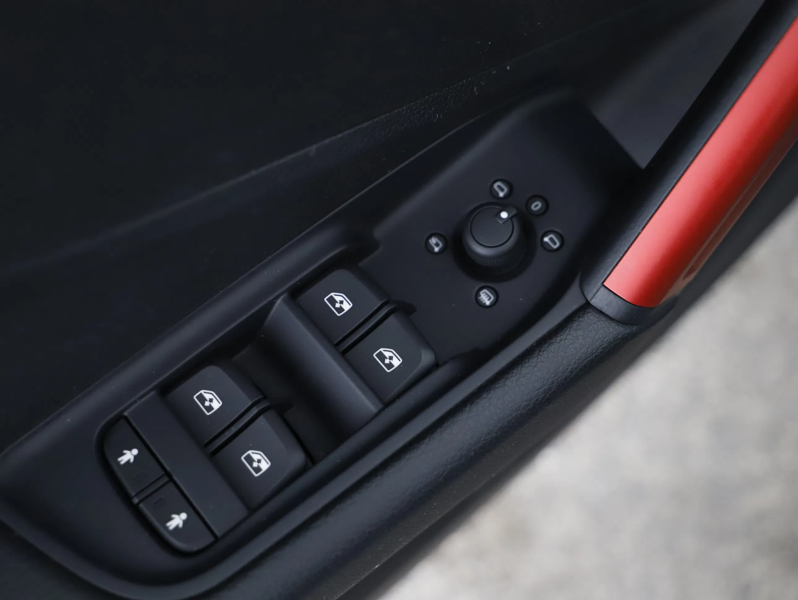 Audi Q2 35 TDI Sport | Bild 16 von 25