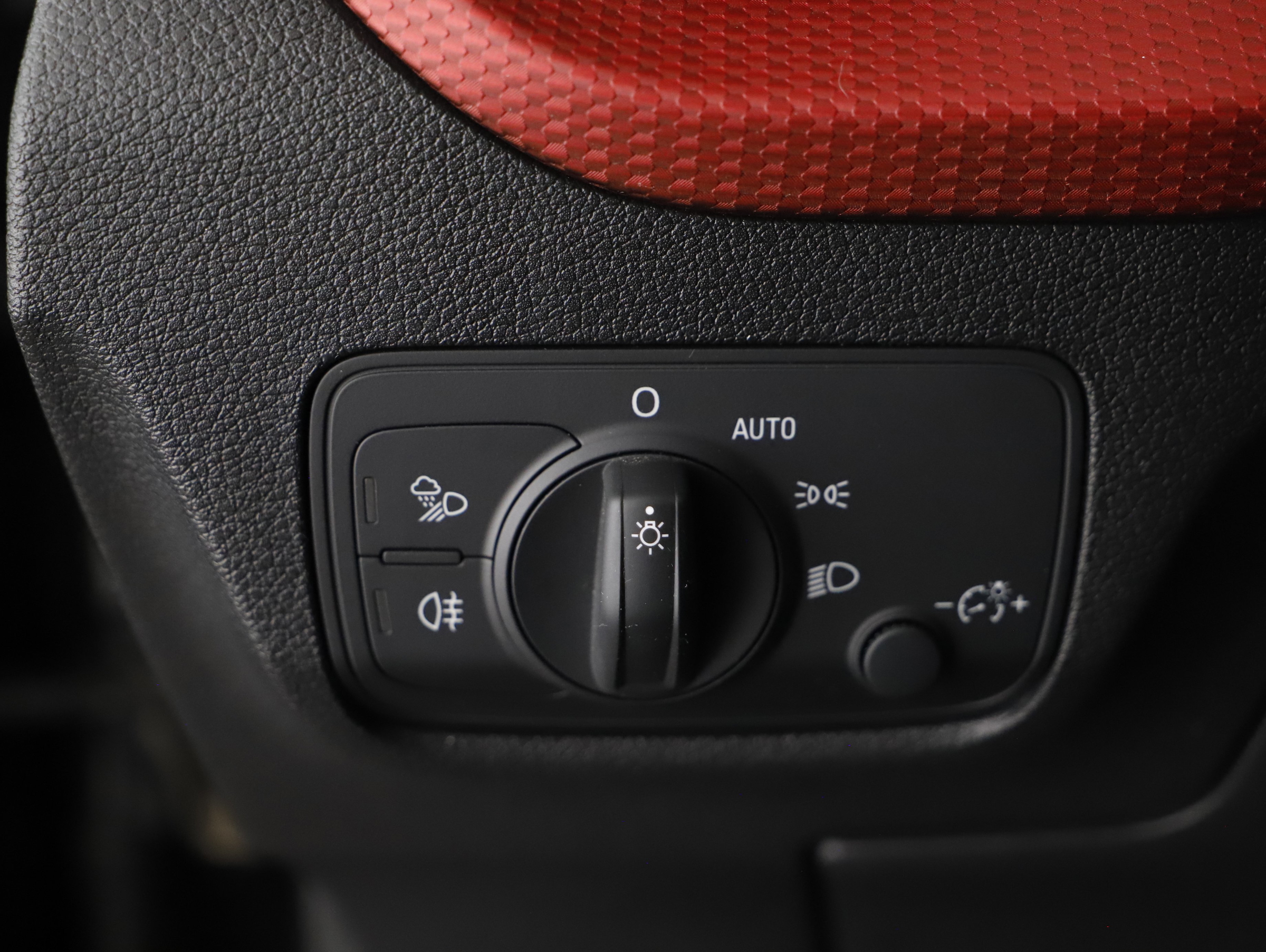 Audi Q2 35 TDI Sport | Bild 17 von 25