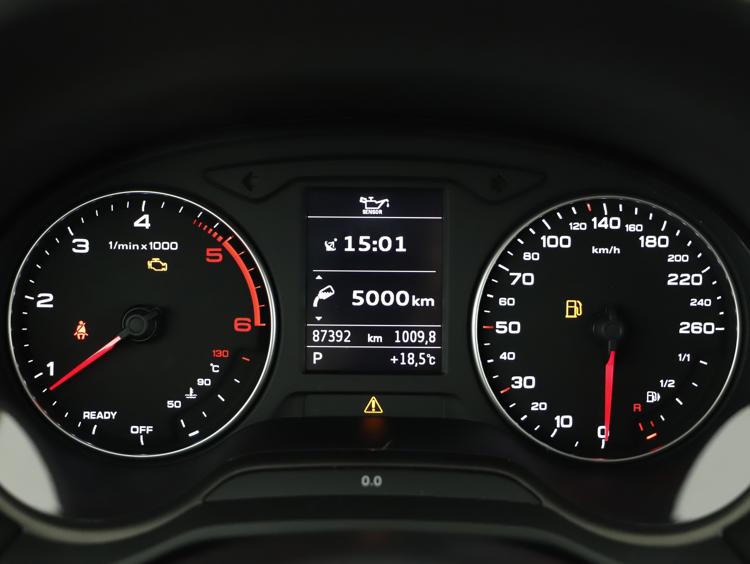 Audi Q2 35 TDI Sport | Bild 20 von 25