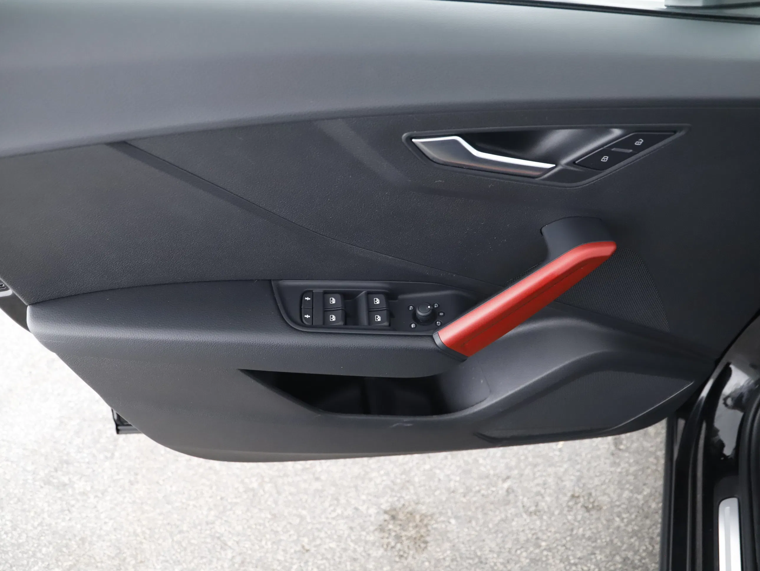 Audi Q2 35 TDI Sport | Bild 4 von 25