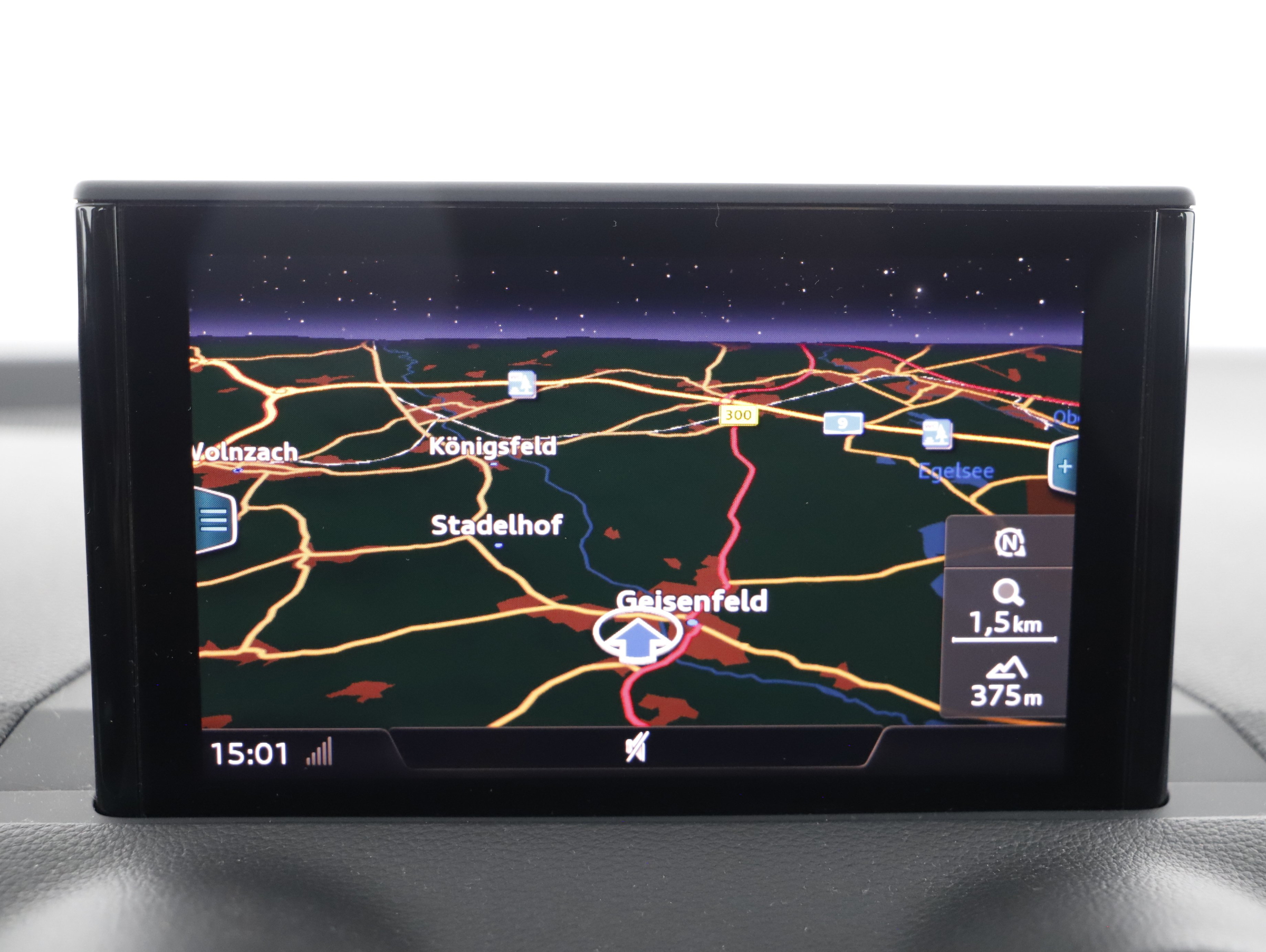 Audi Q2 35 TDI Sport | Bild 7 von 25