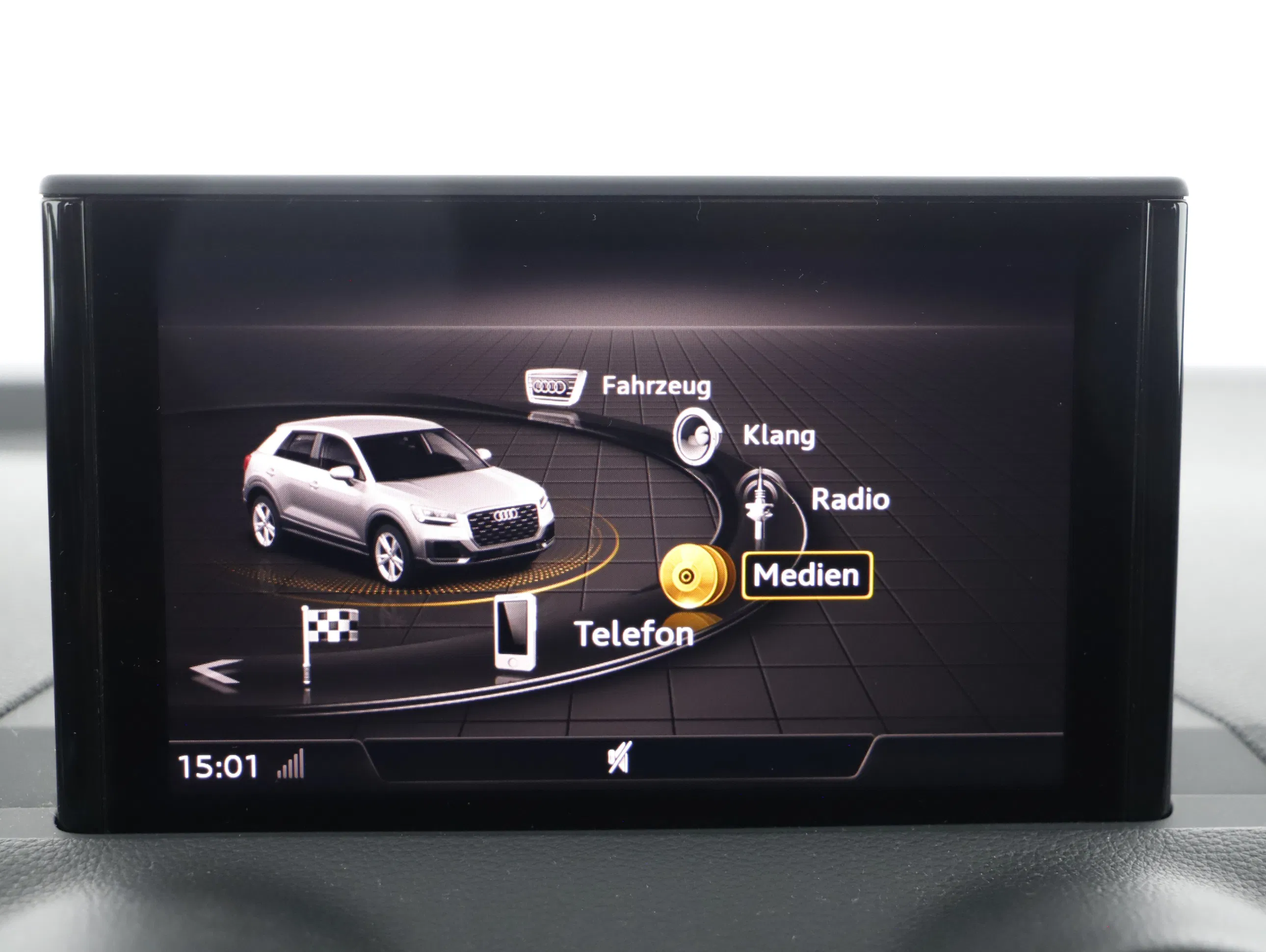 Audi Q2 35 TDI Sport | Bild 8 von 25