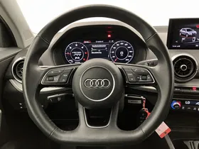 Audi Q2 30 TDI | Thumbnail 14 von 31