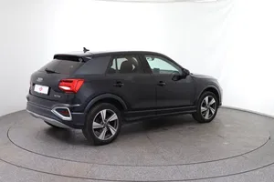 Audi Q2 30 TDI | Thumbnail 6 von 31