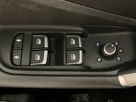 Audi Q2 30 TDI | Thumbnail 10 von 31