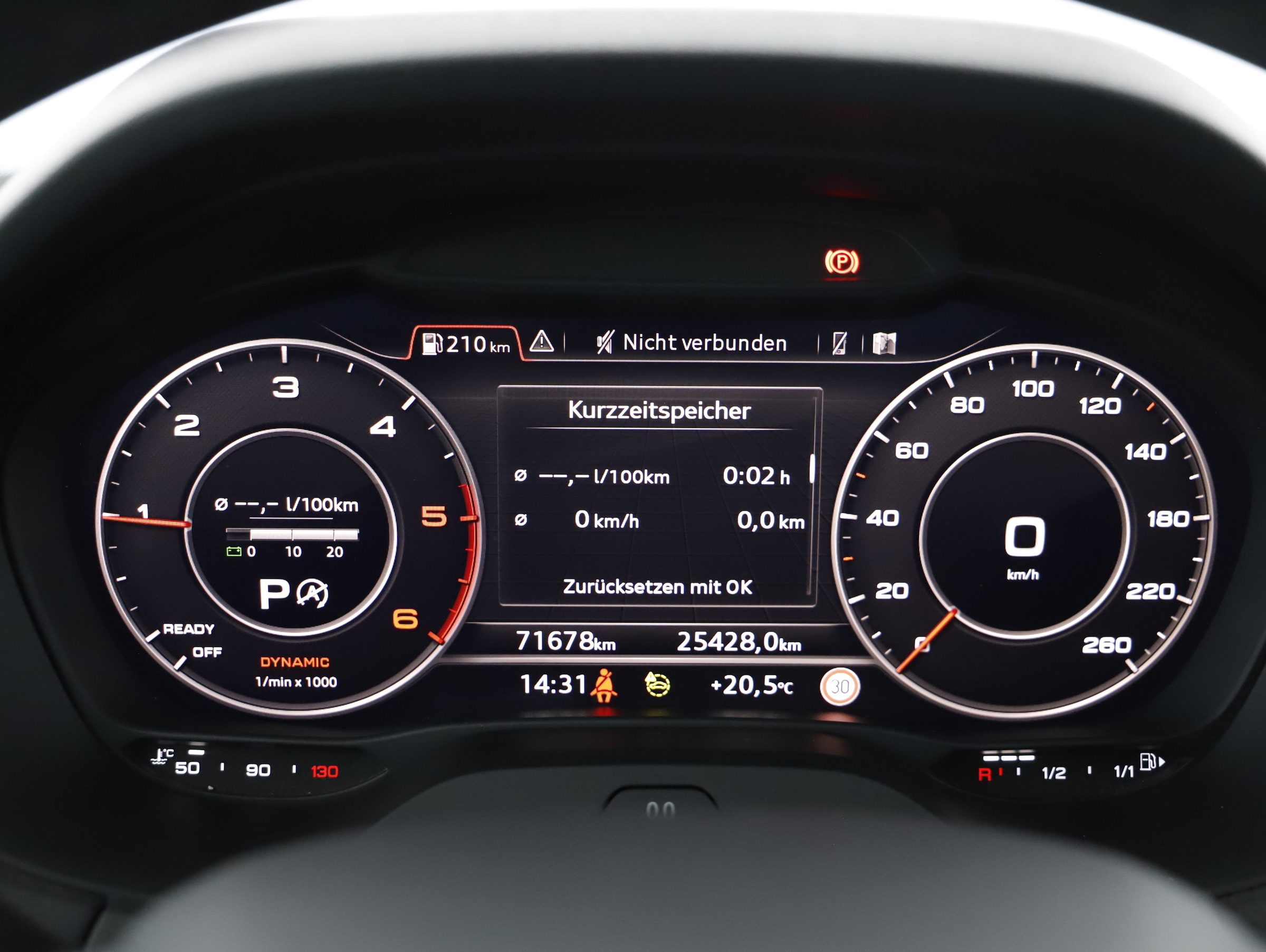 Audi Q2 quattro 35 2.0 TDI admired | Bild 15 von 24
